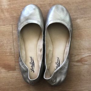 Women’s Lucky Brand Emmie flats (gold / size 7M)